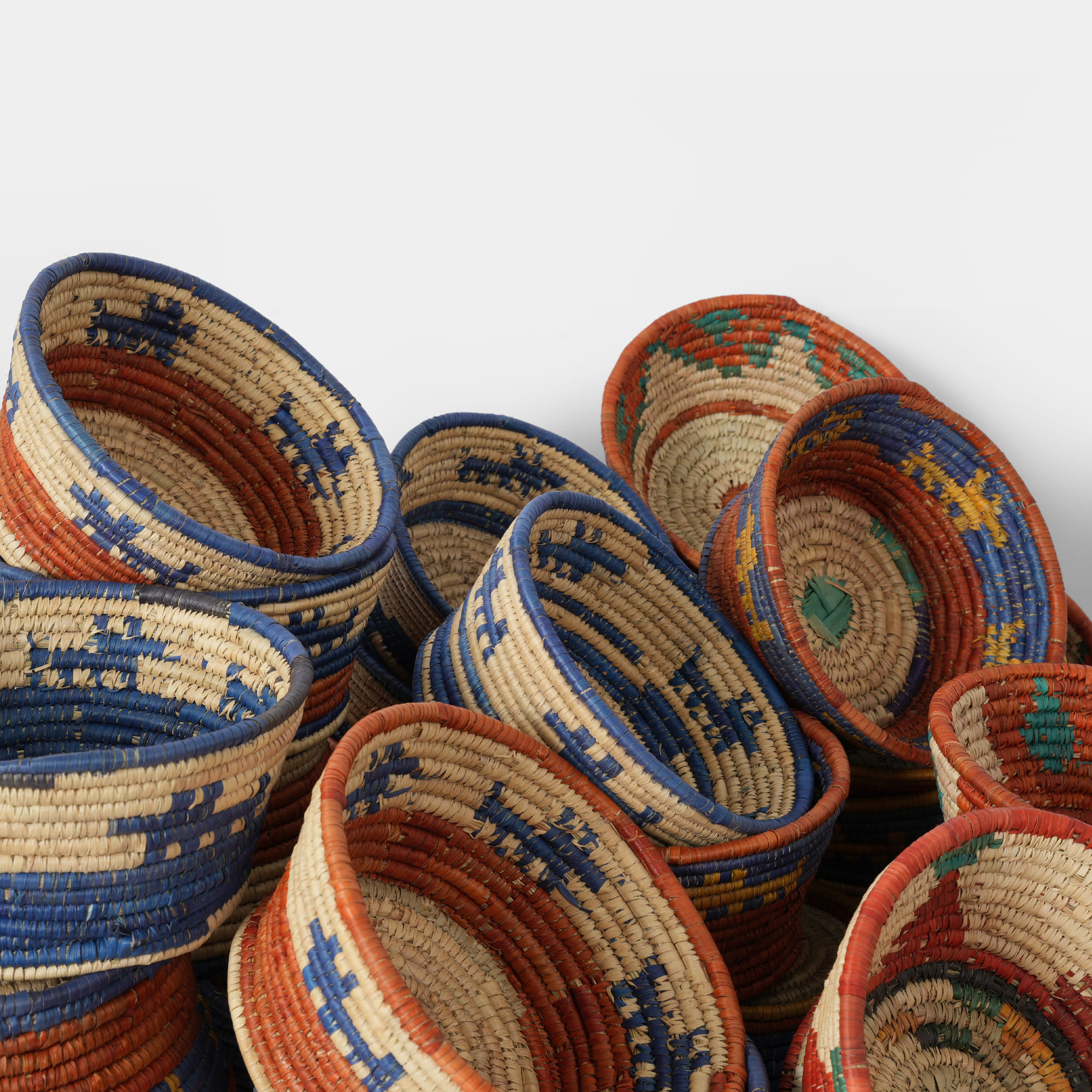 HAND WOVEN CANDY BASKETS (NBAU)